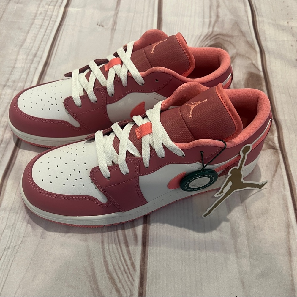 Air Jordan One Desert Berry Youth / Big kids size 7 (coverts to women's 8.5) NWT